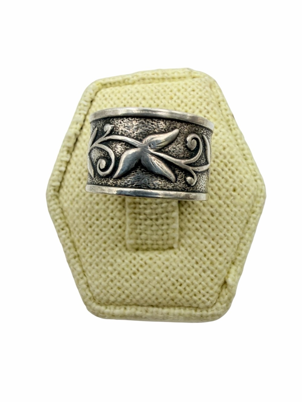 Vintage 1930s Sterling Silver Floral Cigar Band Ring